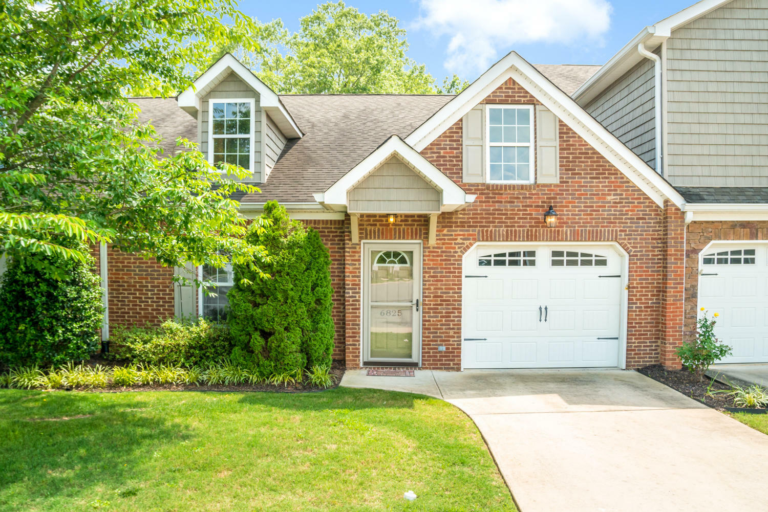 Property Photo:  6825 Village Lake Circle  TN 37412 