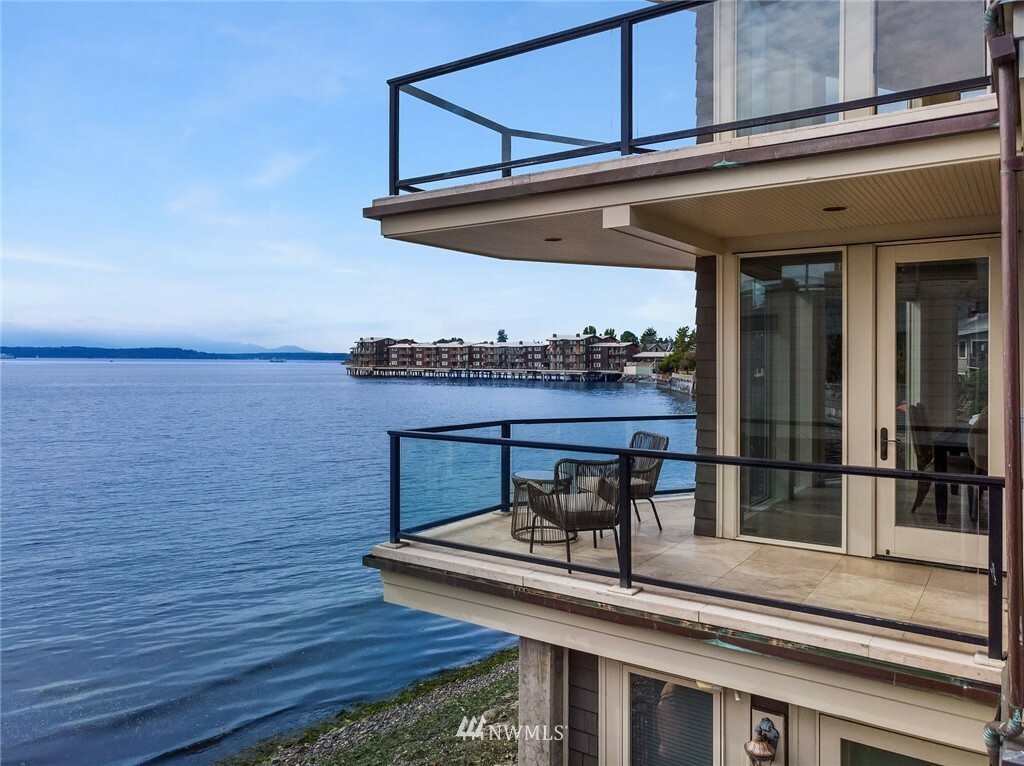 Property Photo:  3859 Beach Drive SW 2  WA 98116 