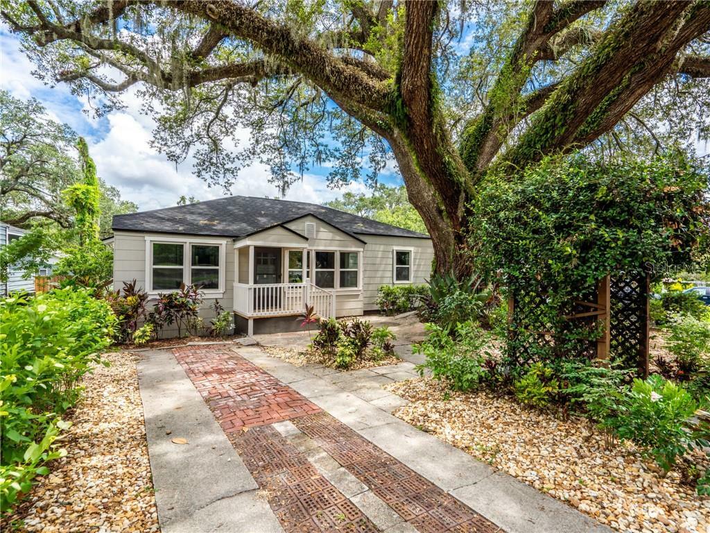 Property Photo:  1216 E Crenshaw Street  FL 33604 