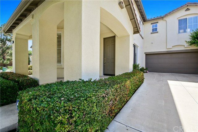 Property Photo:  8 Quail Bush  CA 92618 