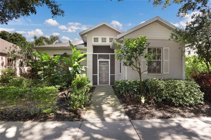 Property Photo: 551 Meadow Sweet Circle FL 34229