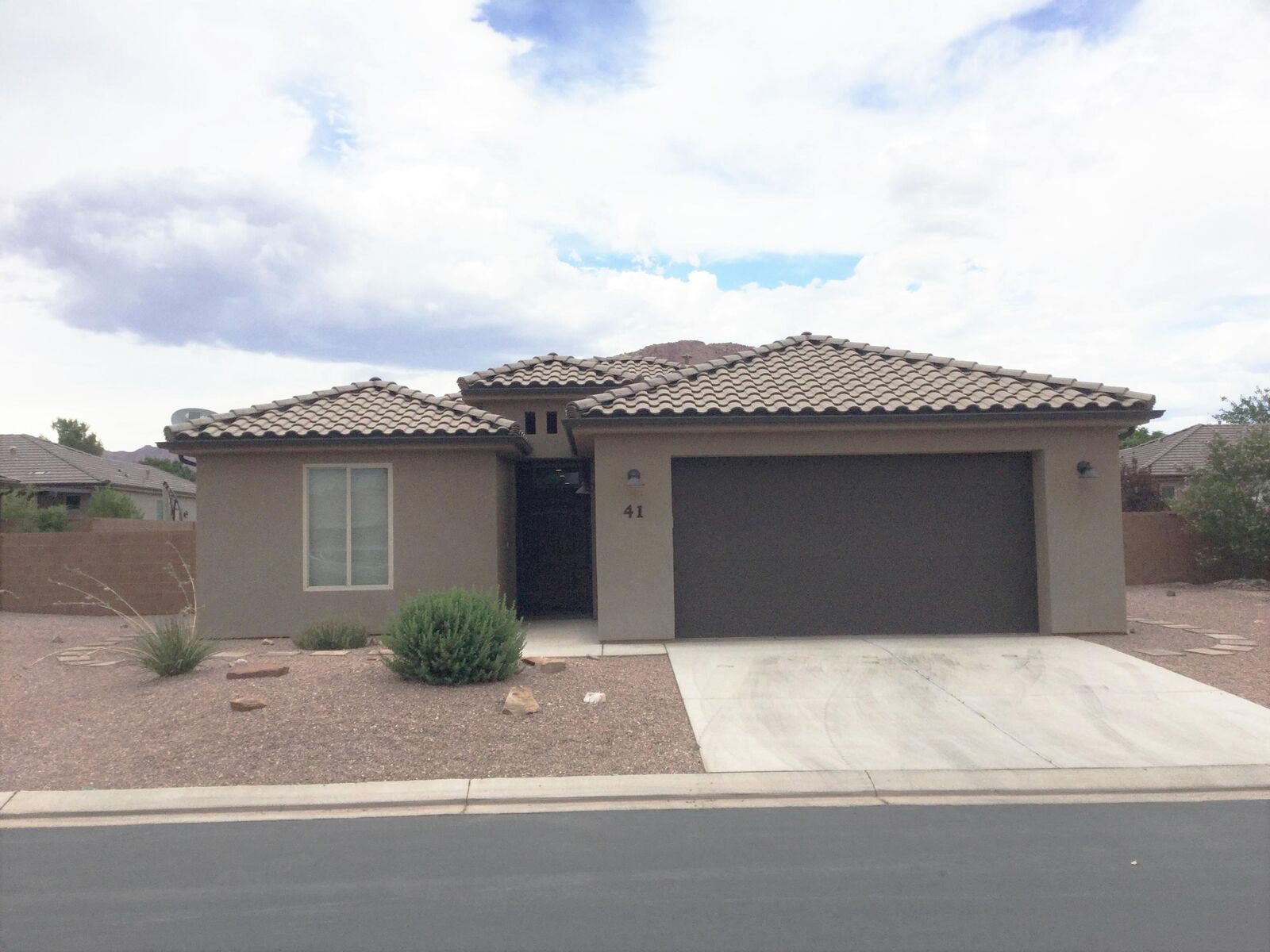 Property Photo: 41 E 640 S UT 84738