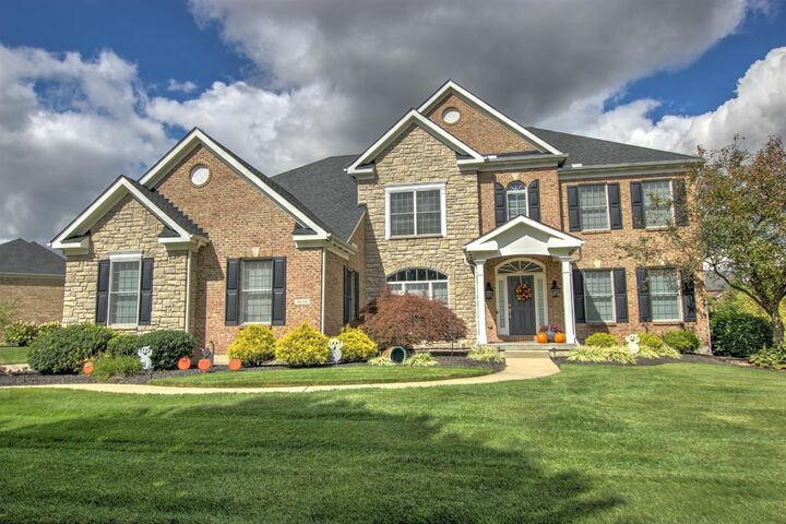 4694 Homestretch Ln  Deerfield Twp. OH 45040 photo
