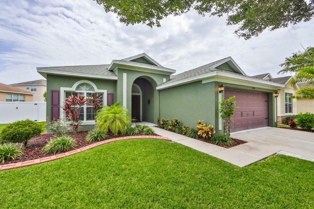 Property Photo:  12708 Whitney Meadow Way  FL 33578 