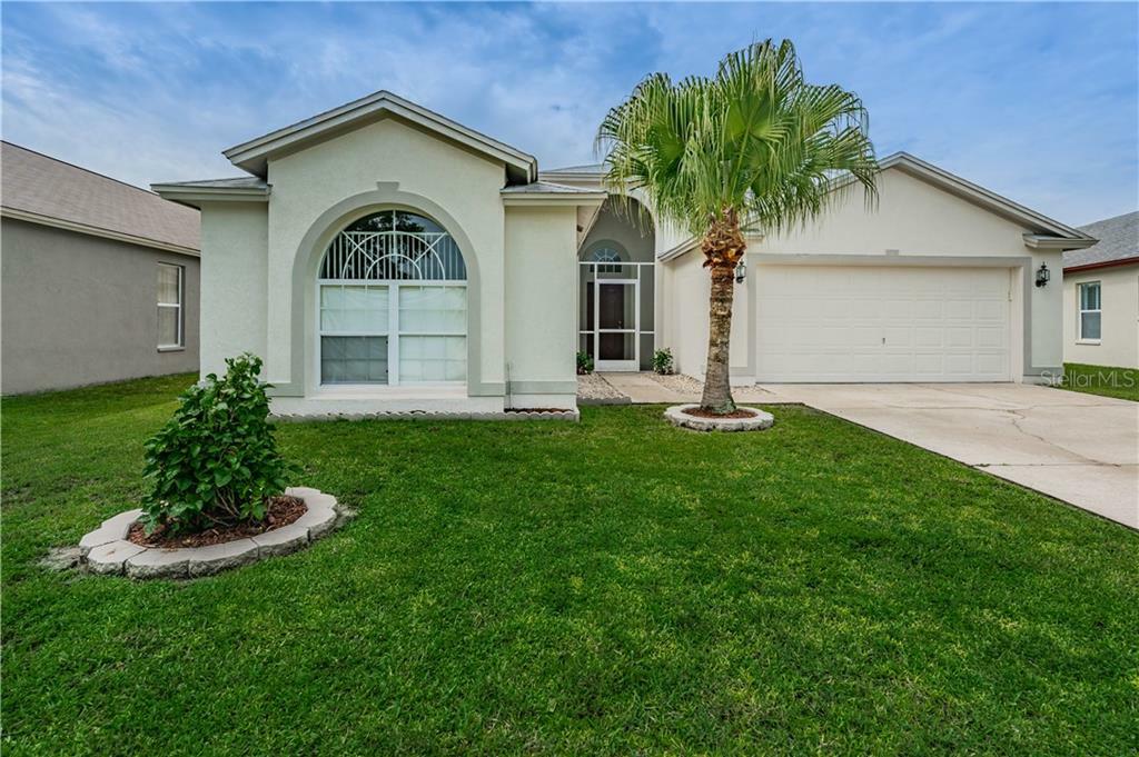 Property Photo:  1715 Westerly Drive  FL 33511 