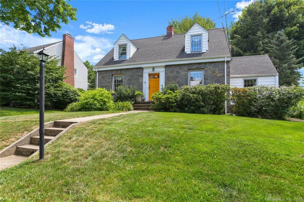 Property Photo: 42 Green Knolls Lane CT 06824