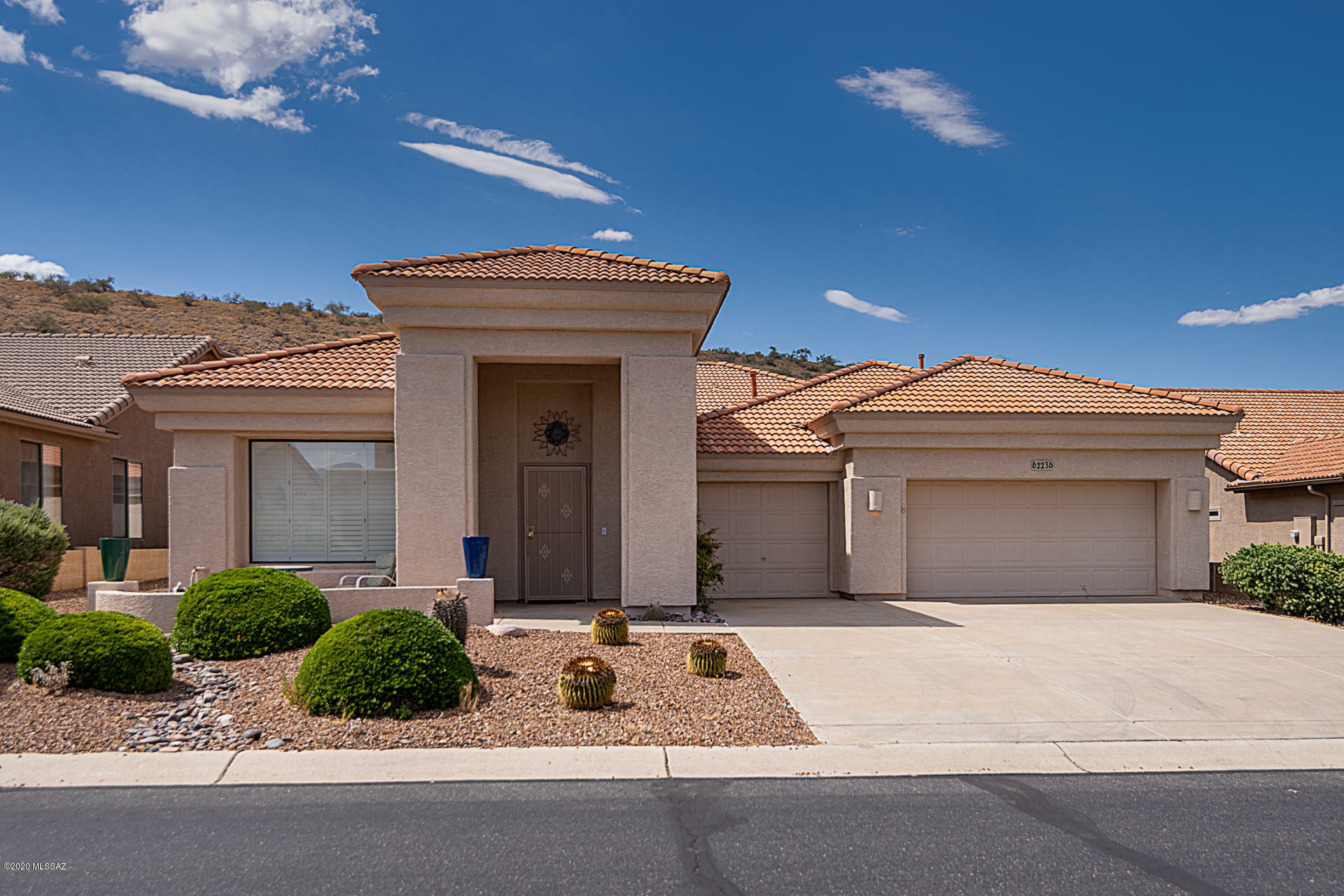 Property Photo:  62236 E Sand Crest Drive  AZ 85739 