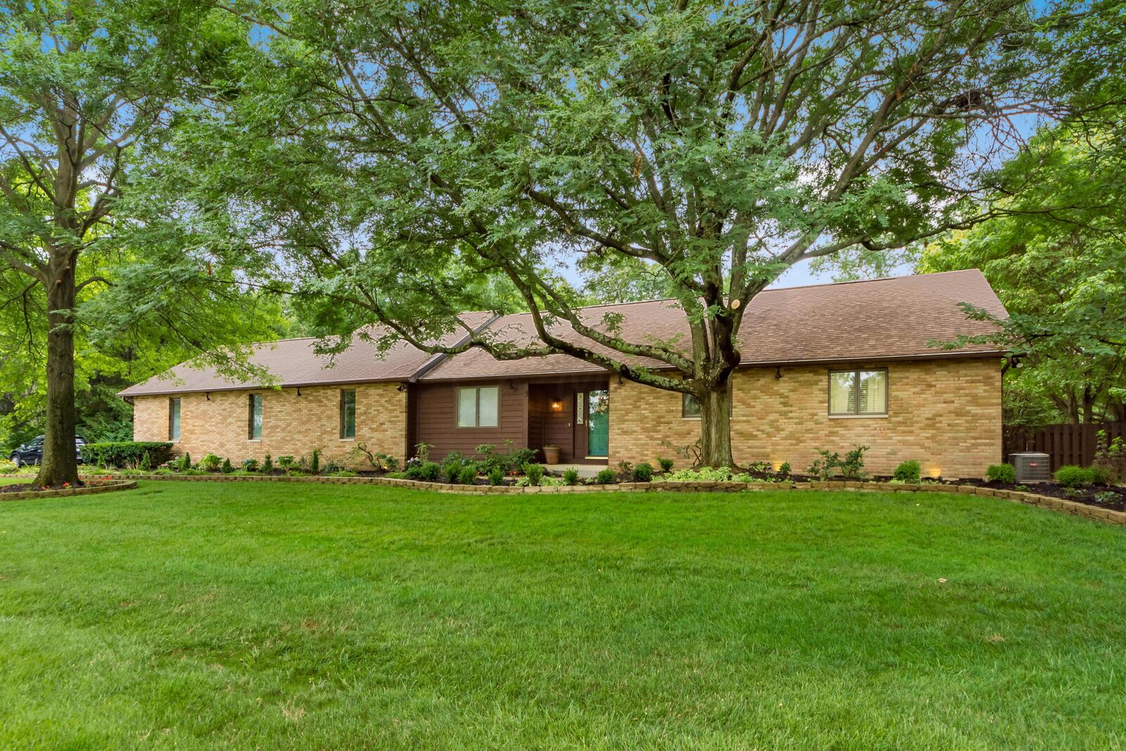 Property Photo:  5437 Olde Dublin Woods Drive  OH 43016 