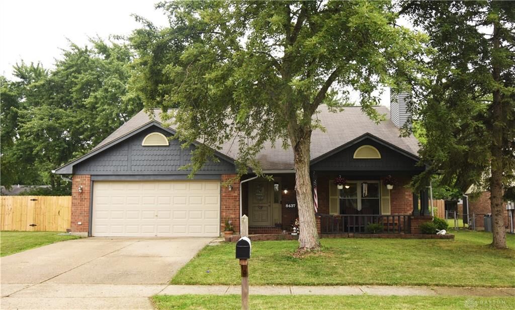 Property Photo:  8437 Moccasin Way  OH 45424 