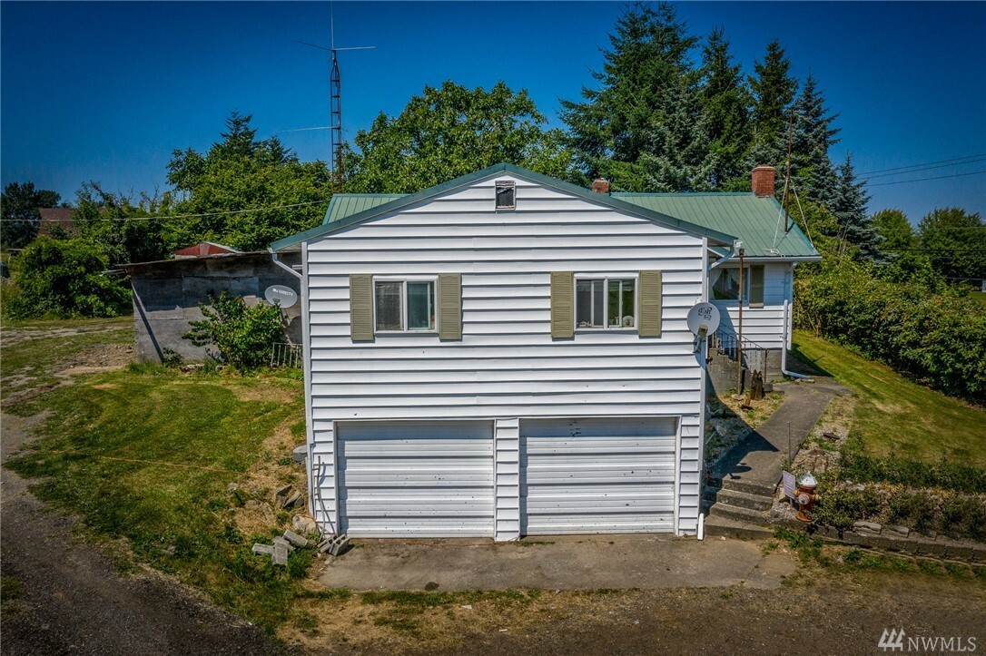 Property Photo:  6503 Vista Dr  WA 98248 