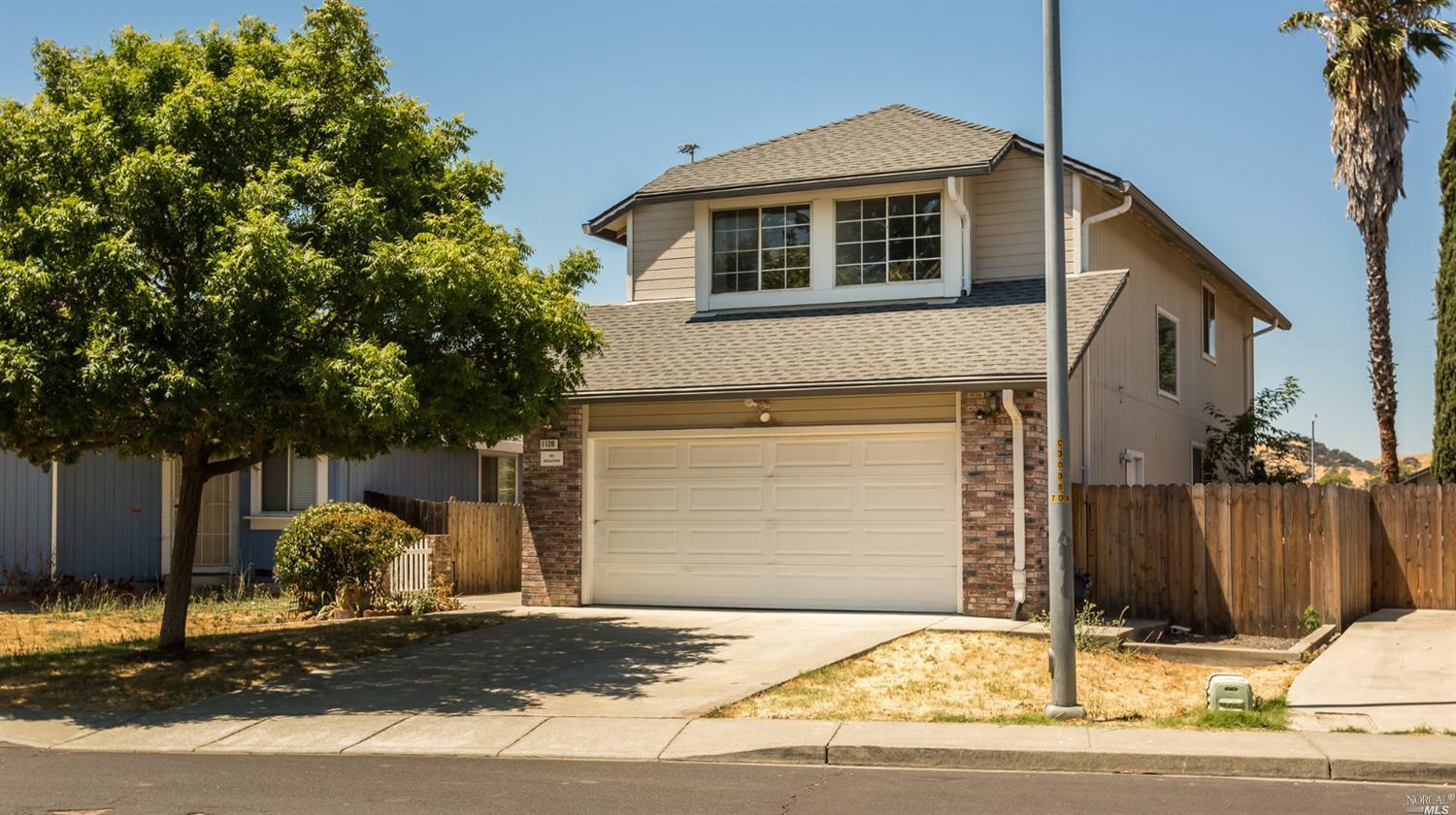 Property Photo:  1126 Cinnabar Way  CA 95687 