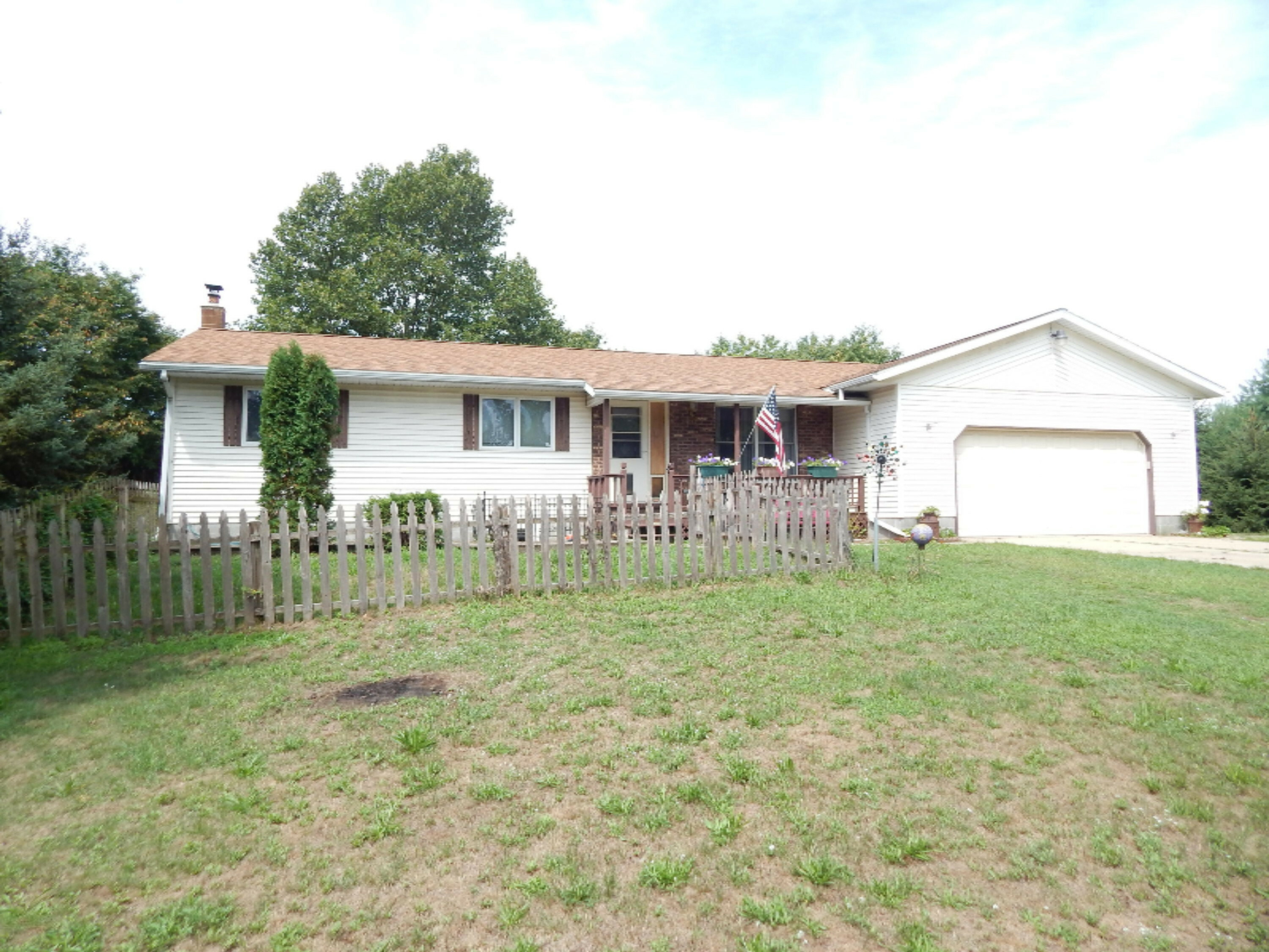 Property Photo:  14855 Coalter Avenue  MI 49330 