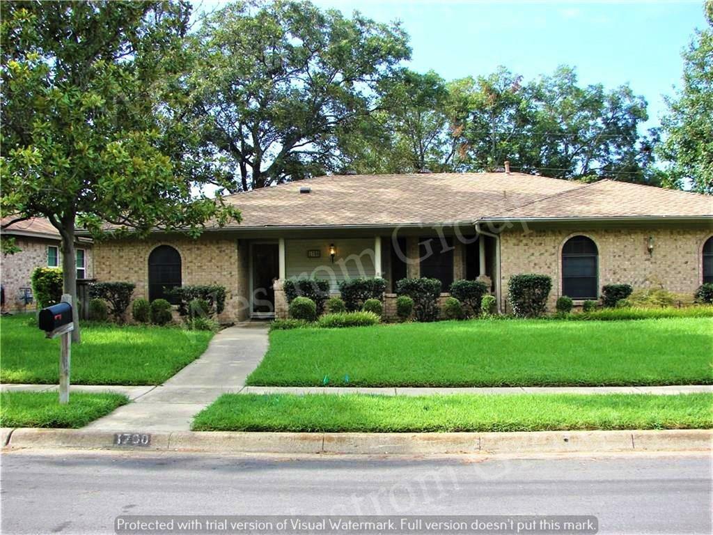 Photo de la propriété:  1700 Brookhaven Circle  TX 76022 