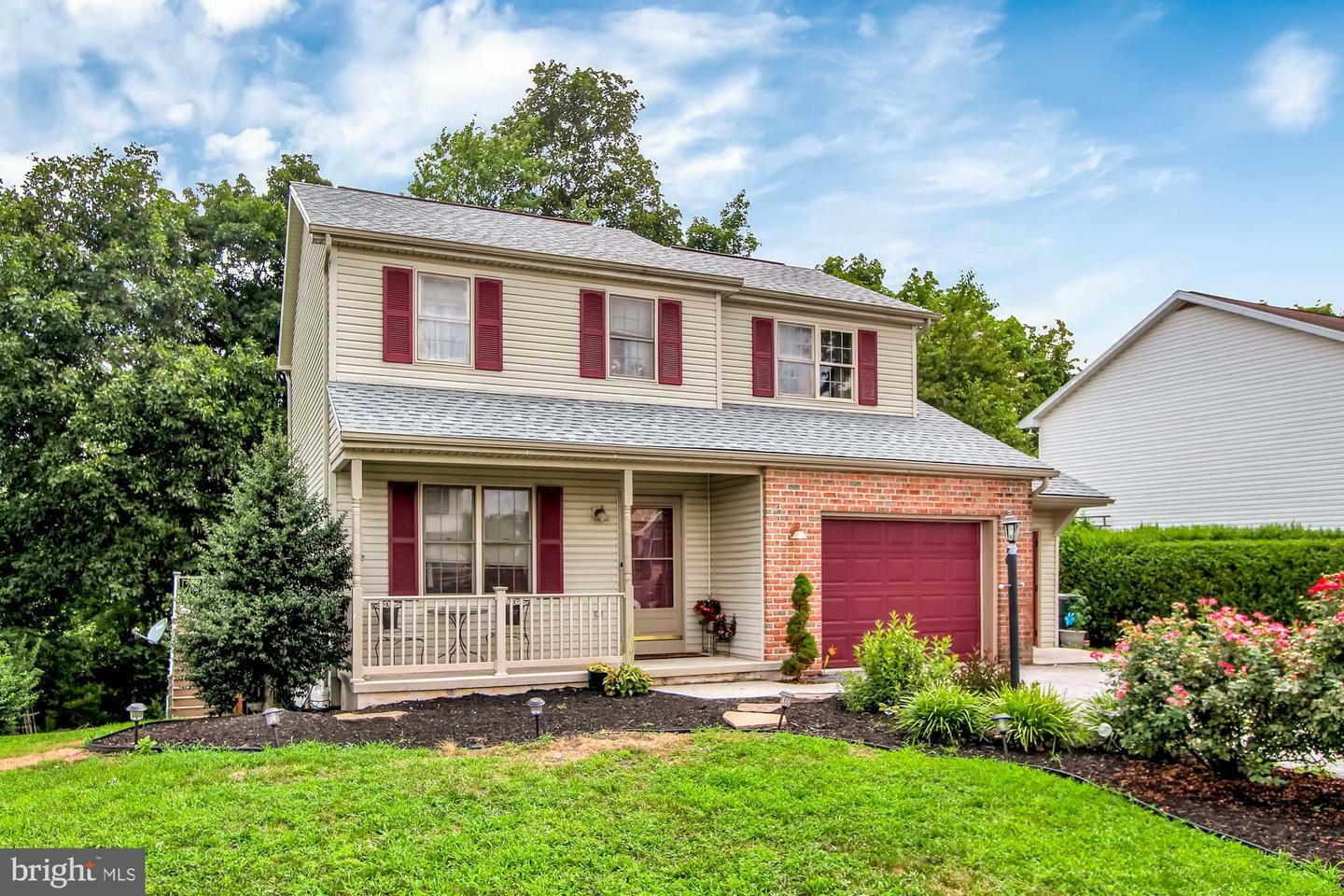 2945 Village Square Drive  Dover PA 17315 photo