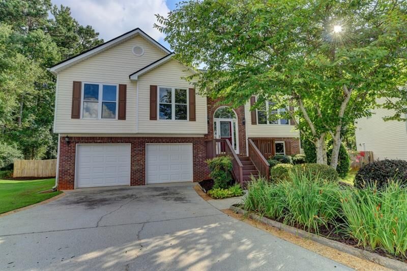 Property Photo:  2800 Nesbitt Crossing Way  GA 30096 