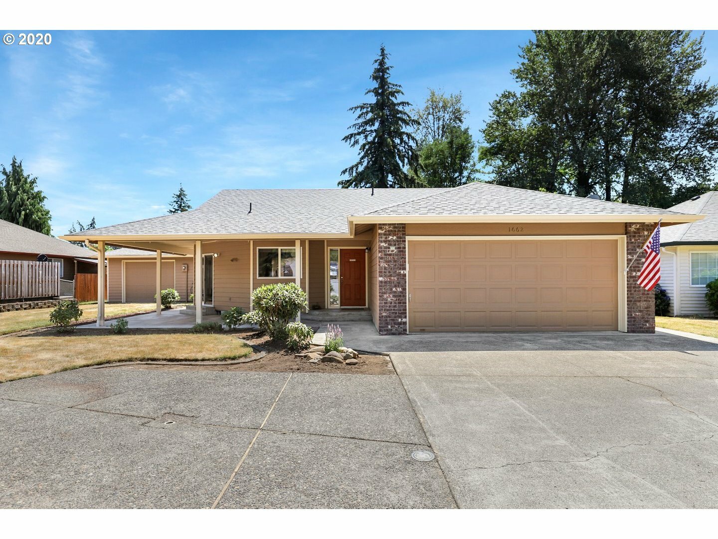 Property Photo: 1662 N Q St WA 98671