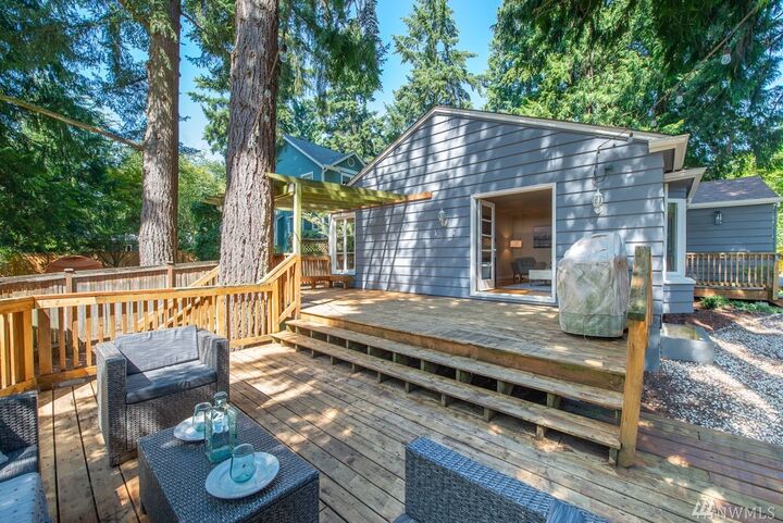 Property Photo: 10747 Sand Point Way NE WA 98125