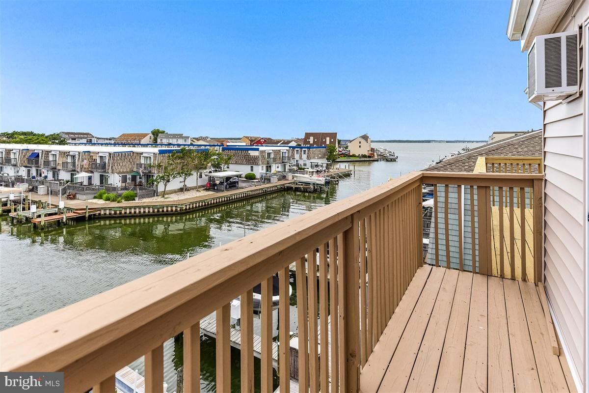 Property Photo:  505 Penguin Drive 10  MD 21842