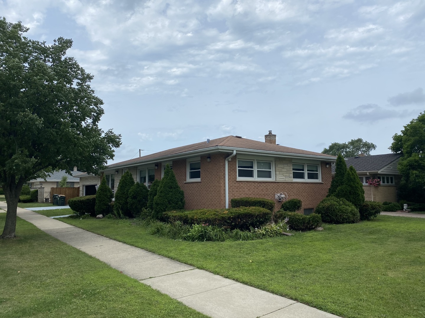 Property Photo:  8401 North Oketo Avenue  IL 60714 