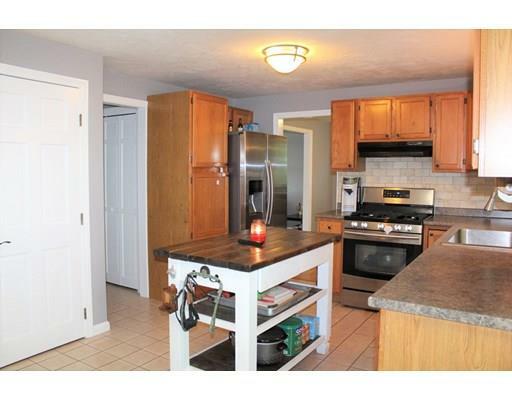 Property Photo:  5 Windsong Dr  MA 01504 
