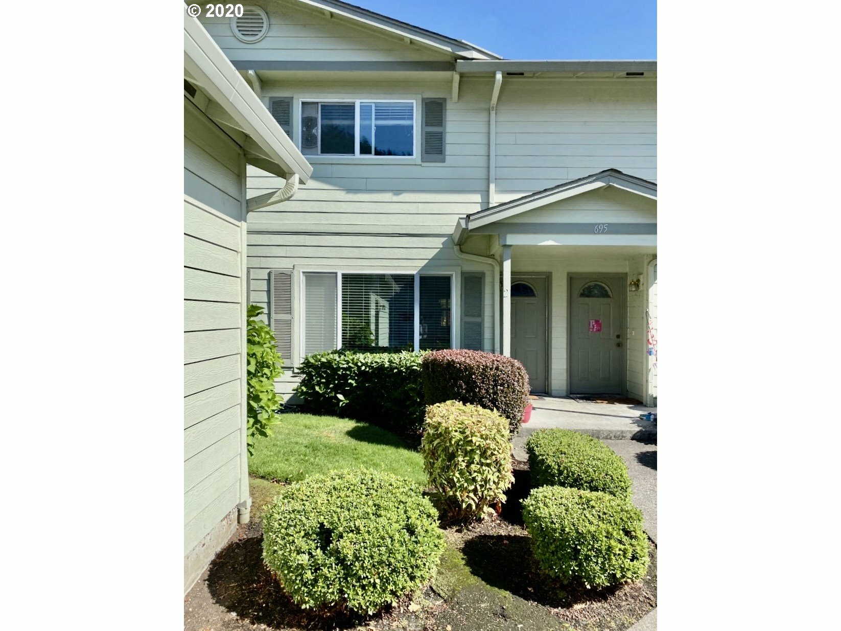 Property Photo:  695 32nd St  WA 98671 