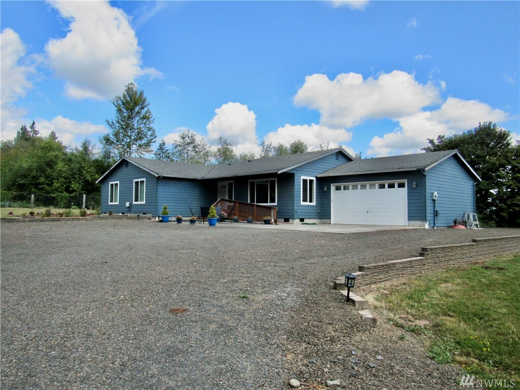 Property Photo:  243 Umiker Rd  WA 98611 