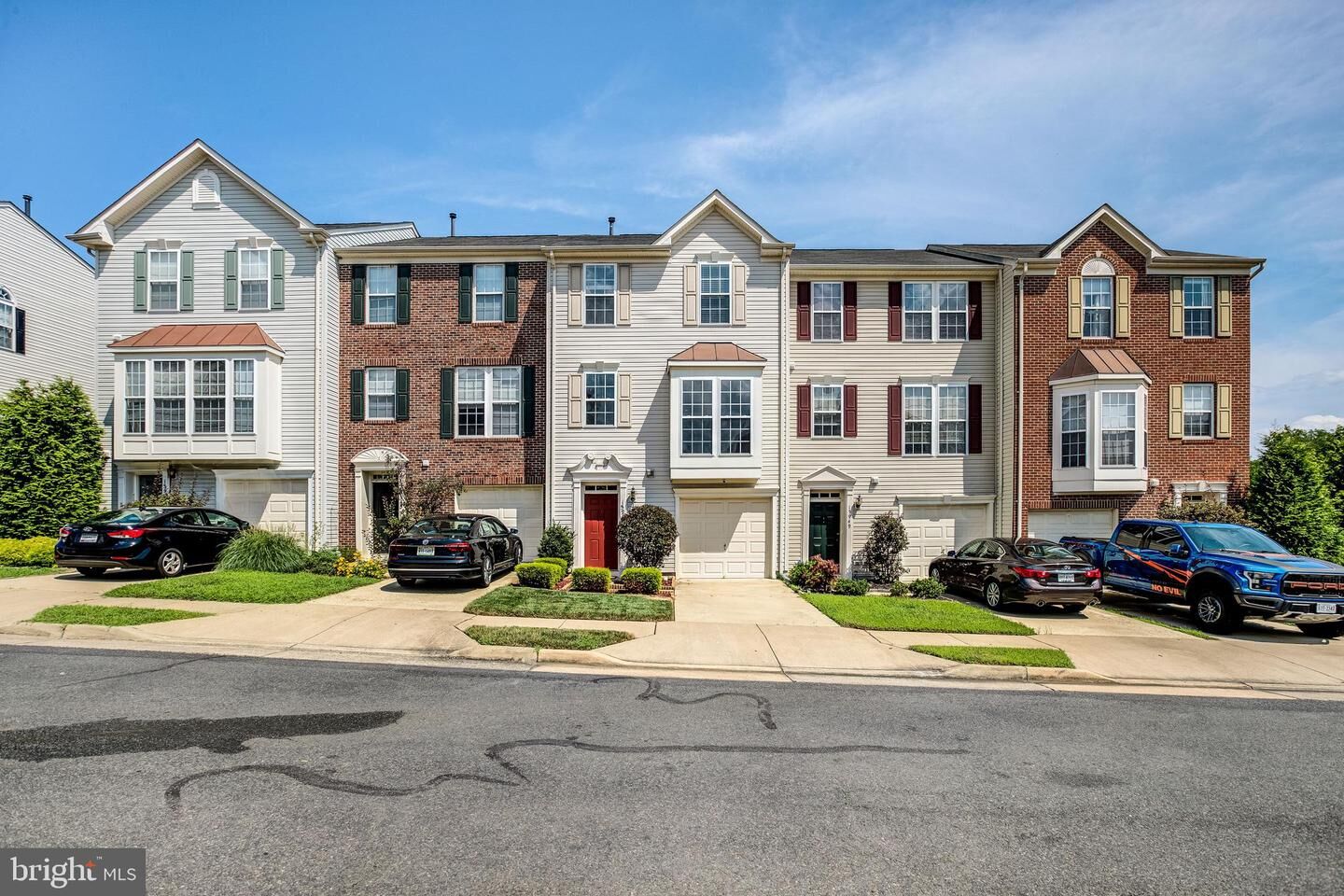 Property Photo: 15947 Canada Goose Loop VA 22191