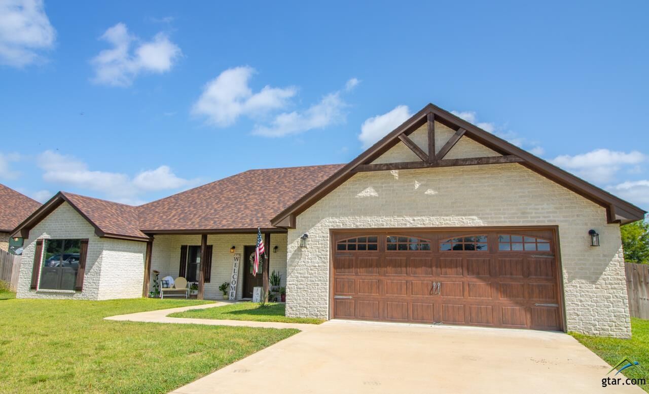 Property Photo:  14875 Cr 498  TX 75771 