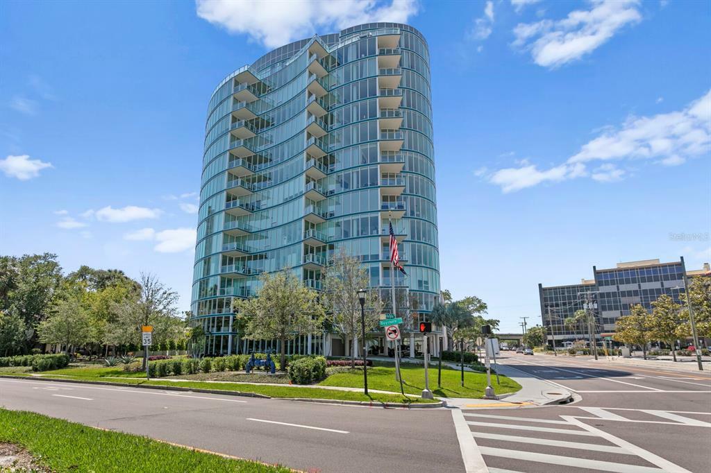 Property Photo:  2900 W Bay To Bay Boulevard 1401  FL 33629 