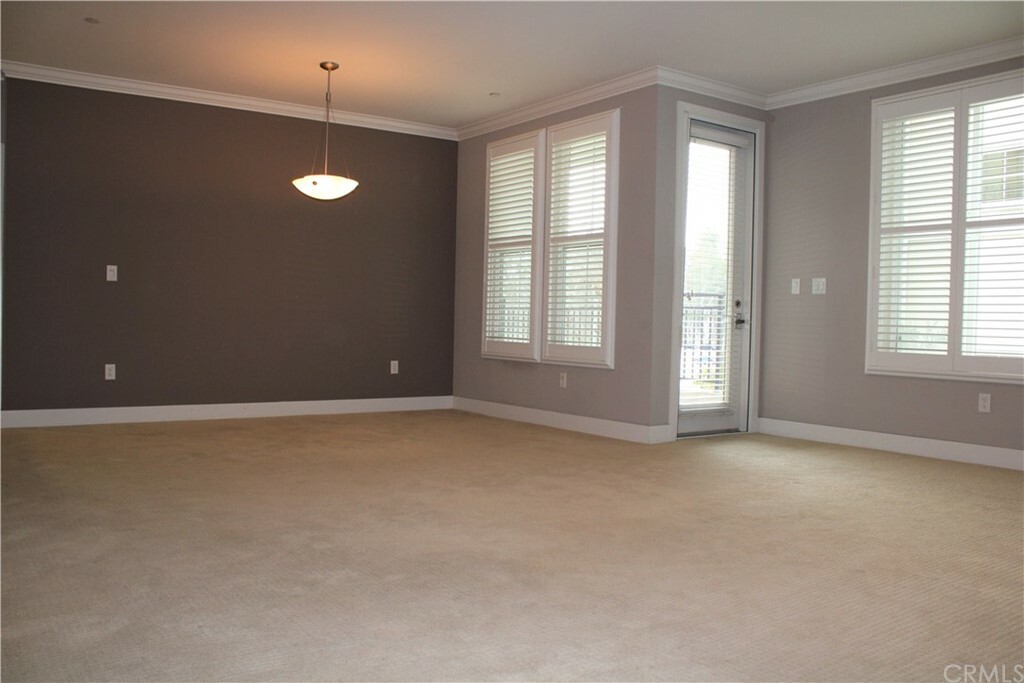 Property Photo:  2349 Jefferson Street 205  CA 90501 