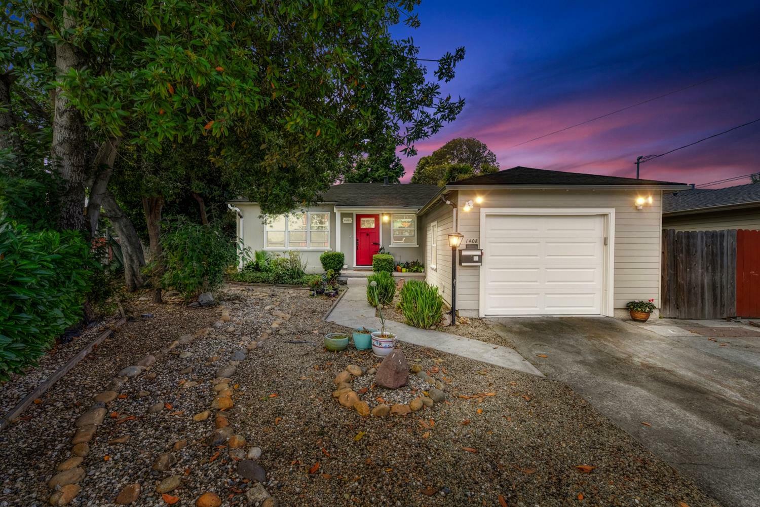 Property Photo:  1408 South Victoria Court  CA 94806 