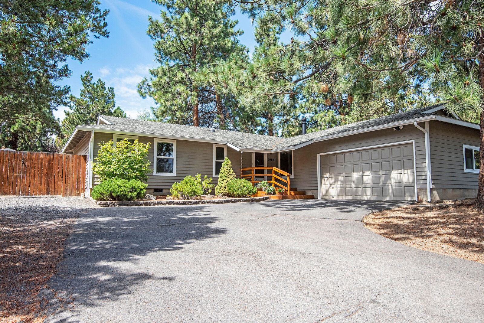 Property Photo:  60631 Devon Circle  OR 97702 