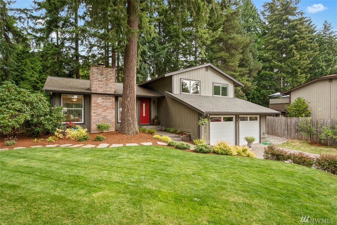 Property Photo:  16401 NE 111th St  WA 98052 