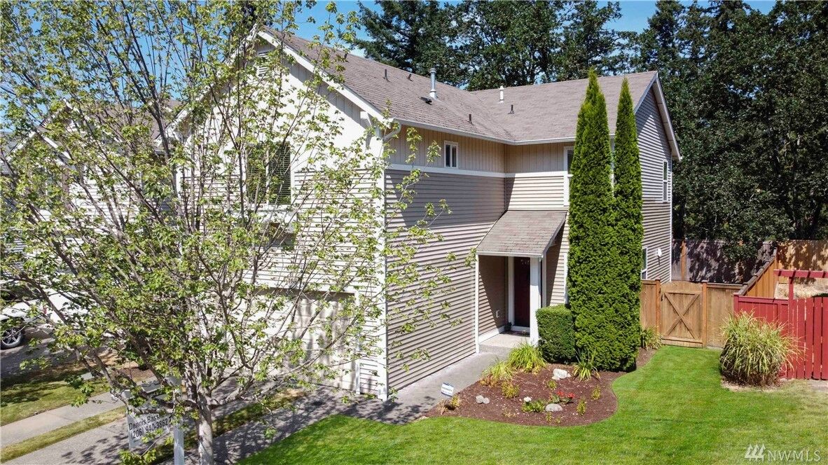 Property Photo: 5113 203rd Street Ct E WA 98387