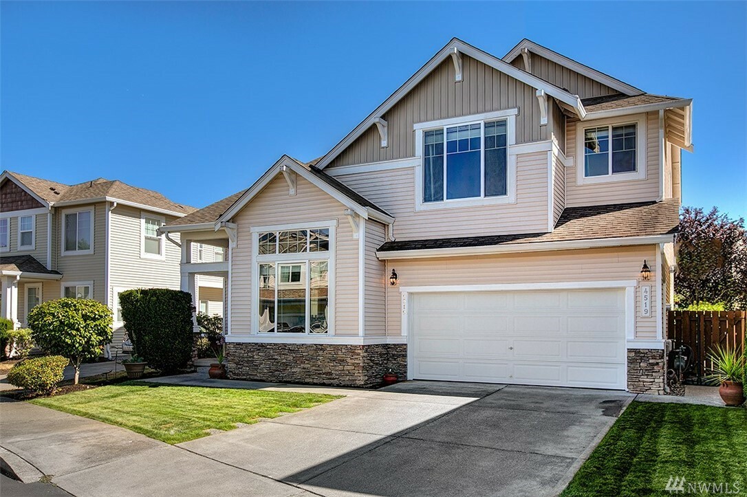 Property Photo:  4519 S 220th Place 18  WA 98032 