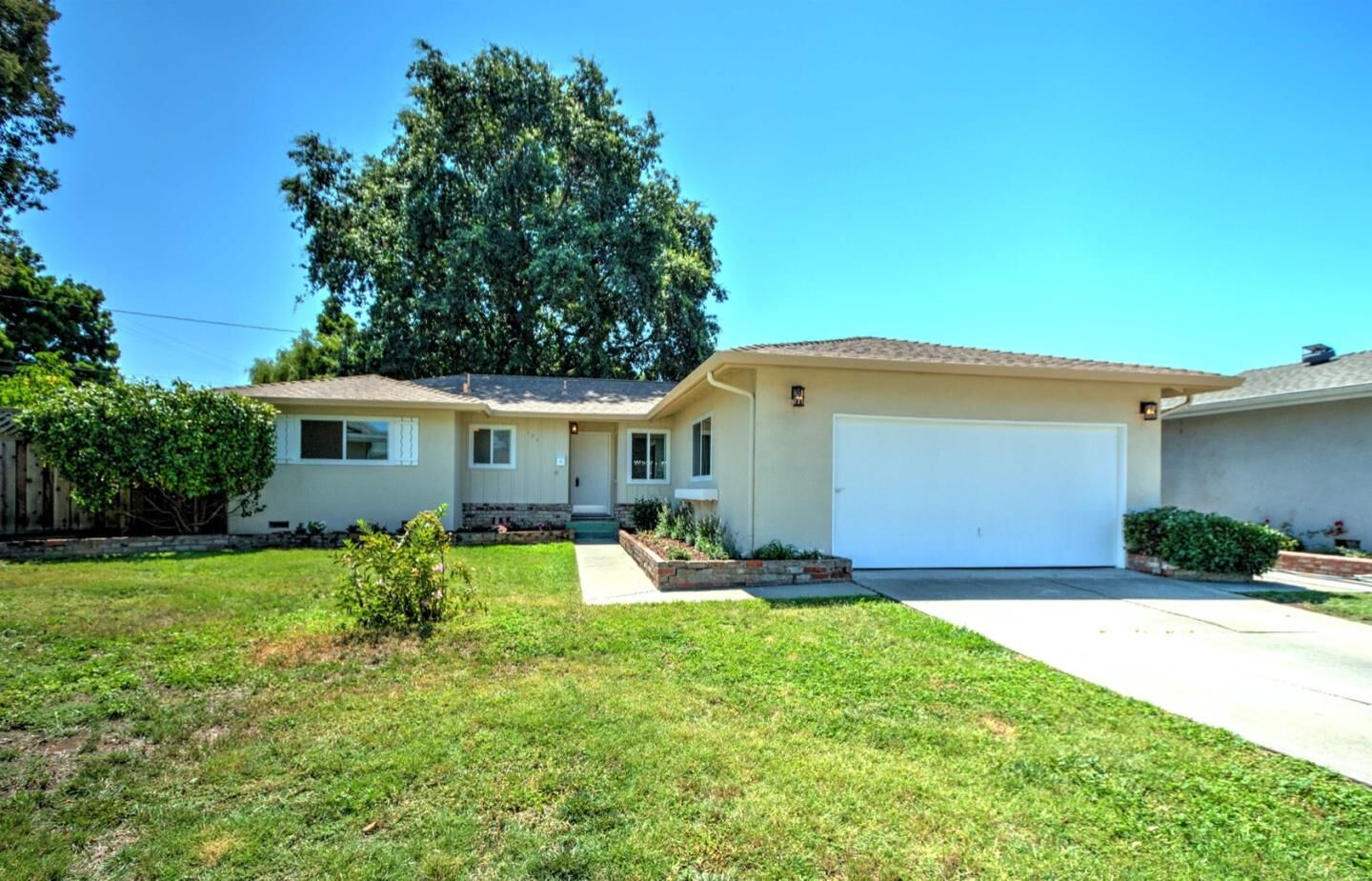 Property Photo: 184 Orion Court CA 95035