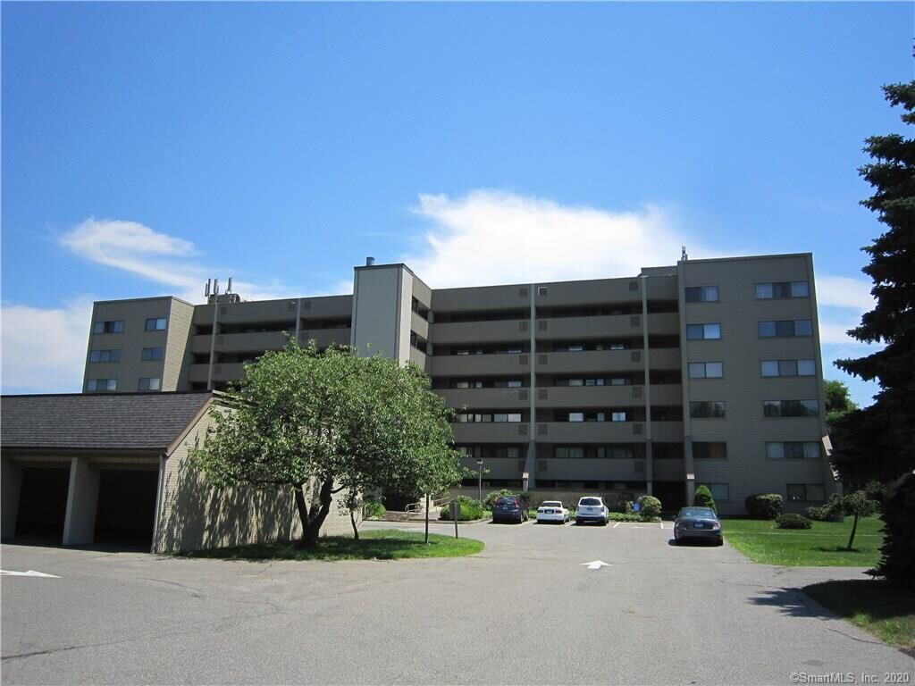 Property Photo: 85 Viscount Drive B36 CT 06460