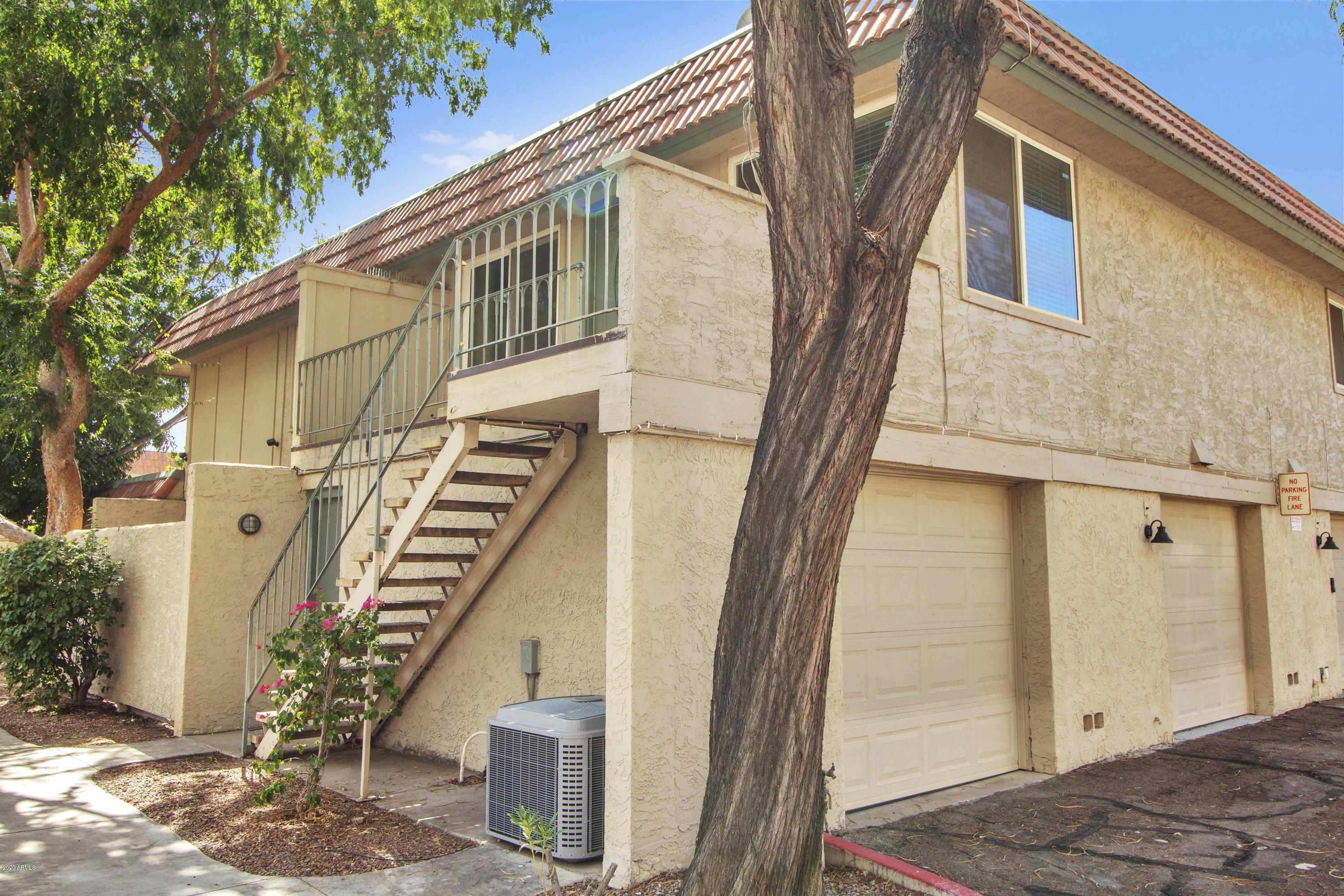 Property Photo:  5633 S Hurricane Court E  AZ 85283 