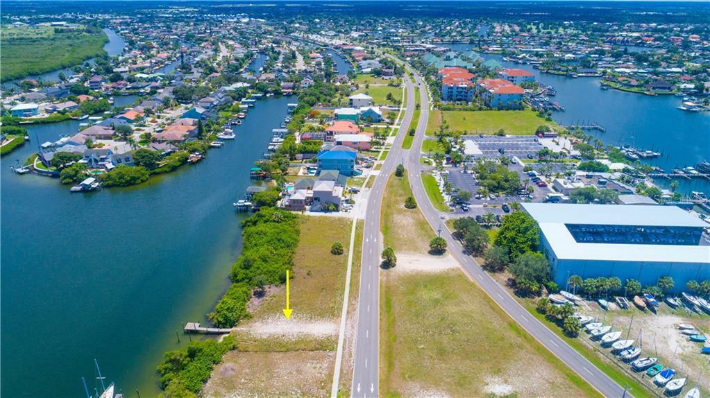 Property Photo:  1305 Apollo Beach Boulevard  FL 33572 