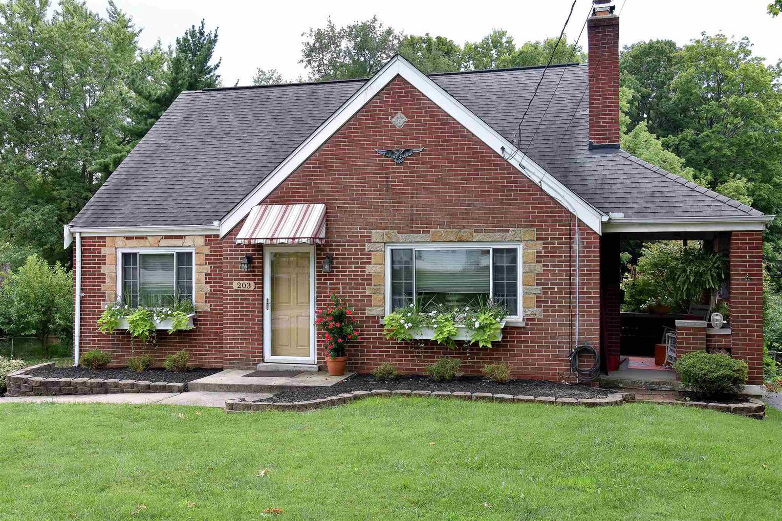 Property Photo: 203 James Avenue KY 41018