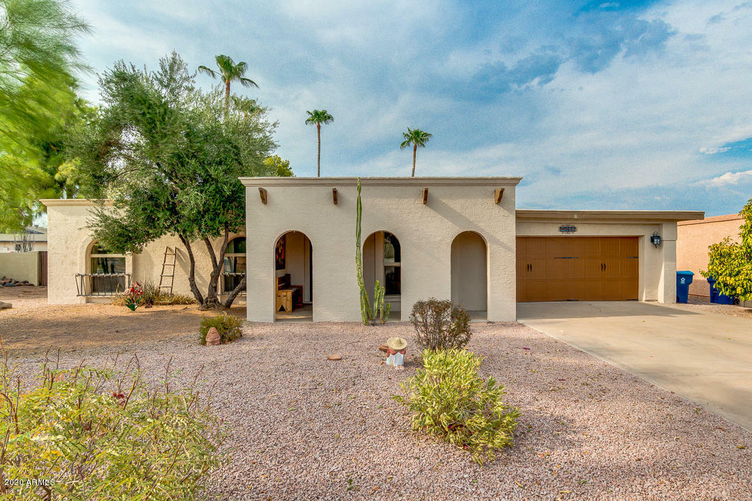 Property Photo:  17332 E Calaveras Avenue  AZ 85268 