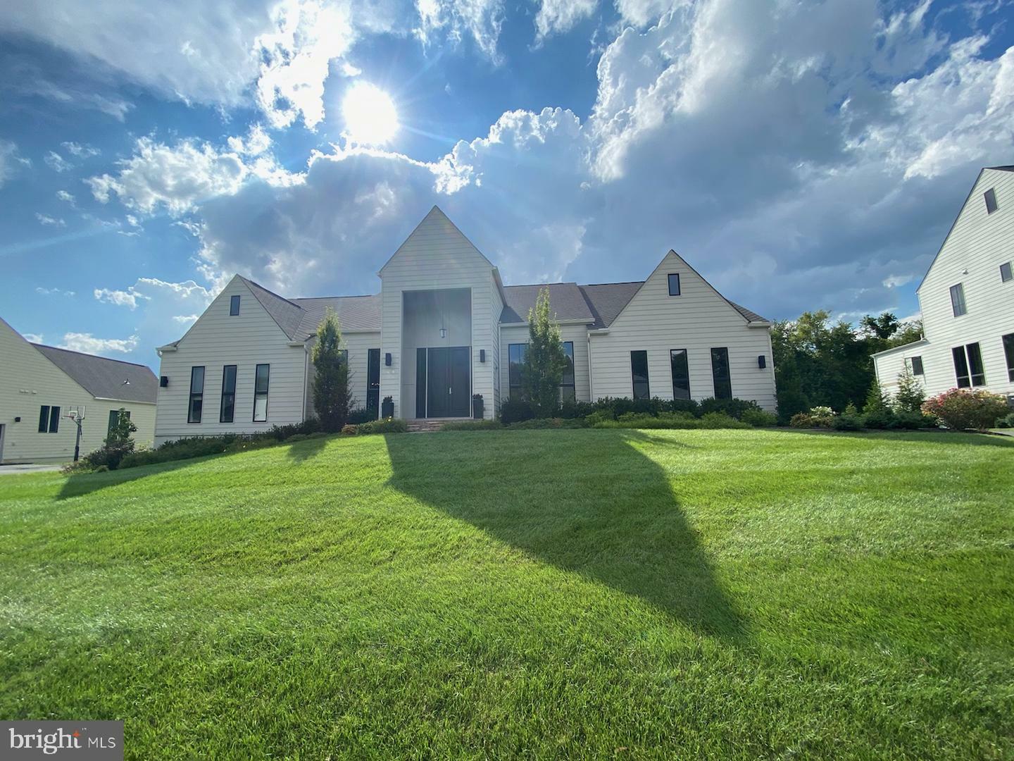 Property Photo:  41190 Abbey Knoll Court  VA 20148 