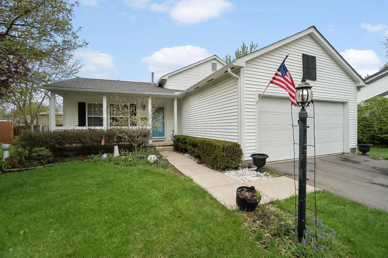 Property Photo: 5224 Morning Circle OH 43026