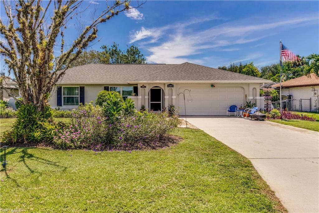 Property Photo:  6043 Perthshire Lane  FL 33908 