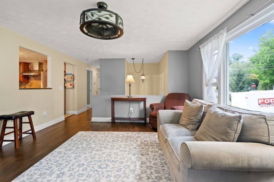 Property Photo: 2 Willow Lane NH 03053
