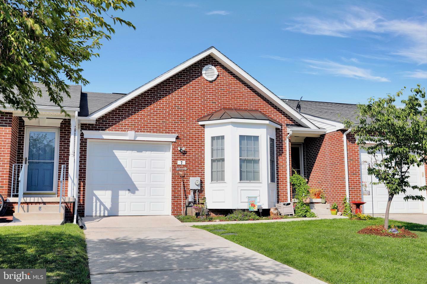 Property Photo: 7 Eckstine Court MD 21783