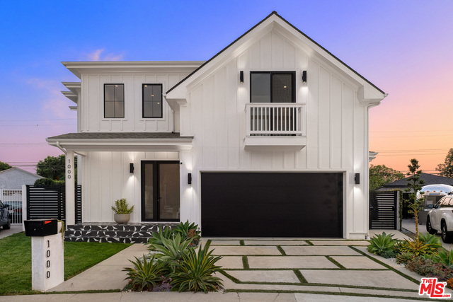 Property Photo: 1000 Indiana Ct CA 90291
