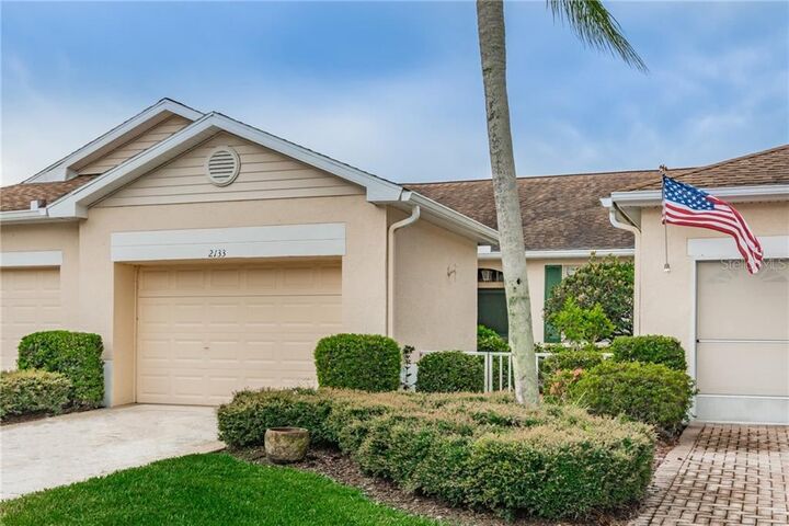Property Photo: 2133 Nantucket Drive 10 FL 33573