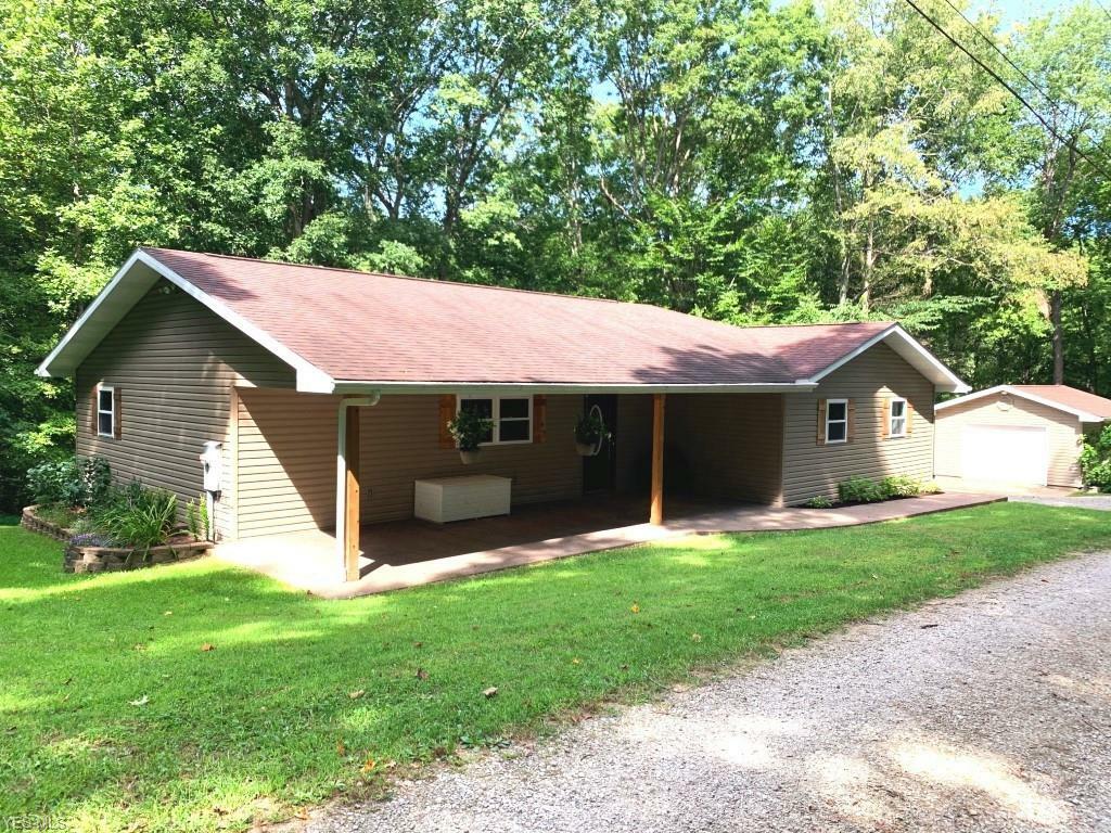 Property Photo: 170 Oak Drive OH 45742