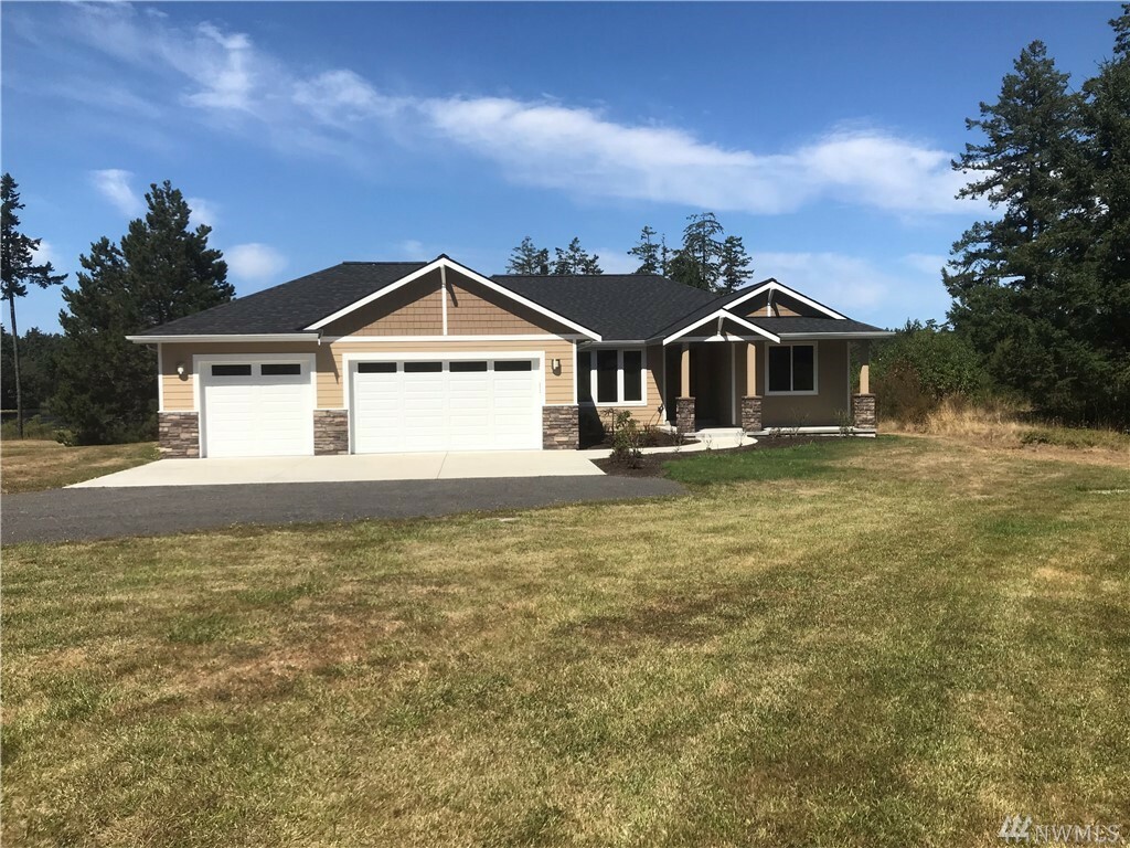 Property Photo:  437 Woodpecker Lane  WA 98250 